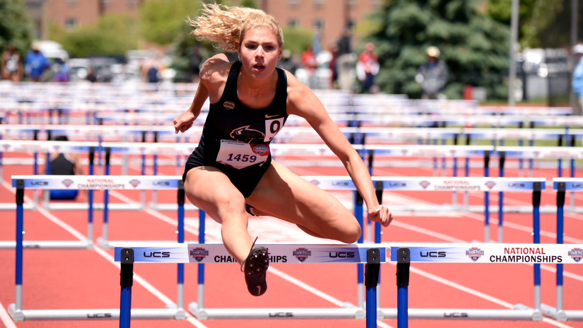 Hillen named RSC Women's Outdoor Track Athlete of the Week